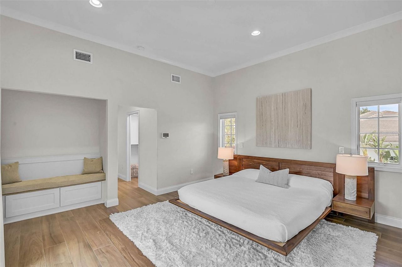 4439 Westwood Lane, Sarasota, FL 34231 Photo