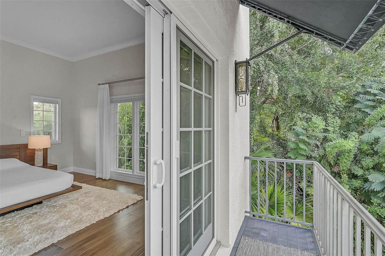 4439 Westwood Lane, Sarasota, FL 34231 Photo