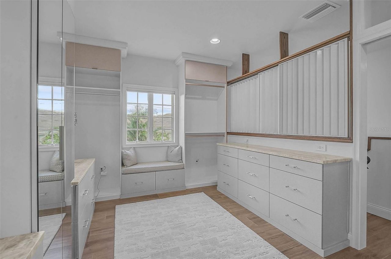 4439 Westwood Lane, Sarasota, FL 34231 Photo