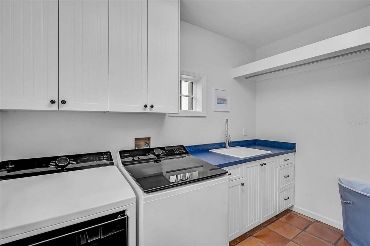 4439 Westwood Lane, Sarasota, FL 34231 Photo