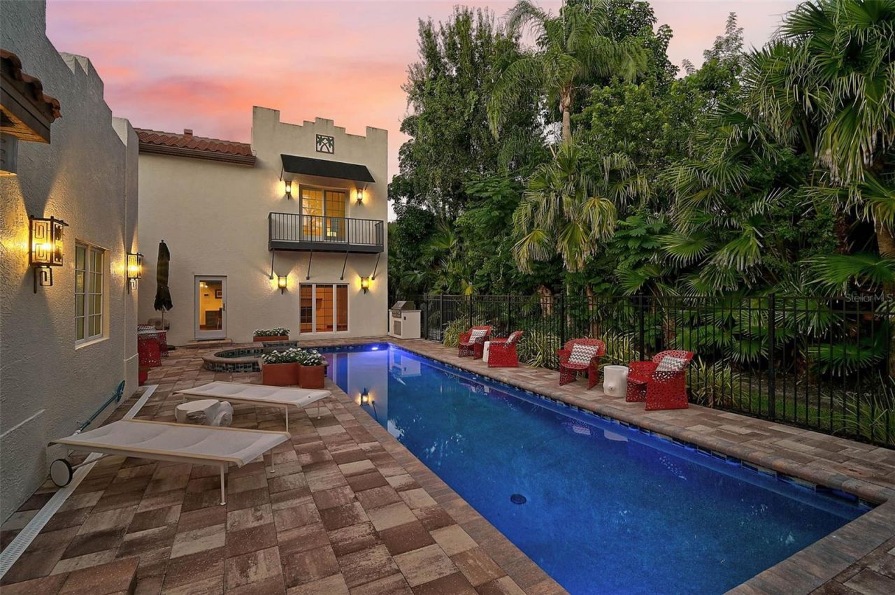 4439 Westwood Lane, Sarasota, FL 34231 Photo