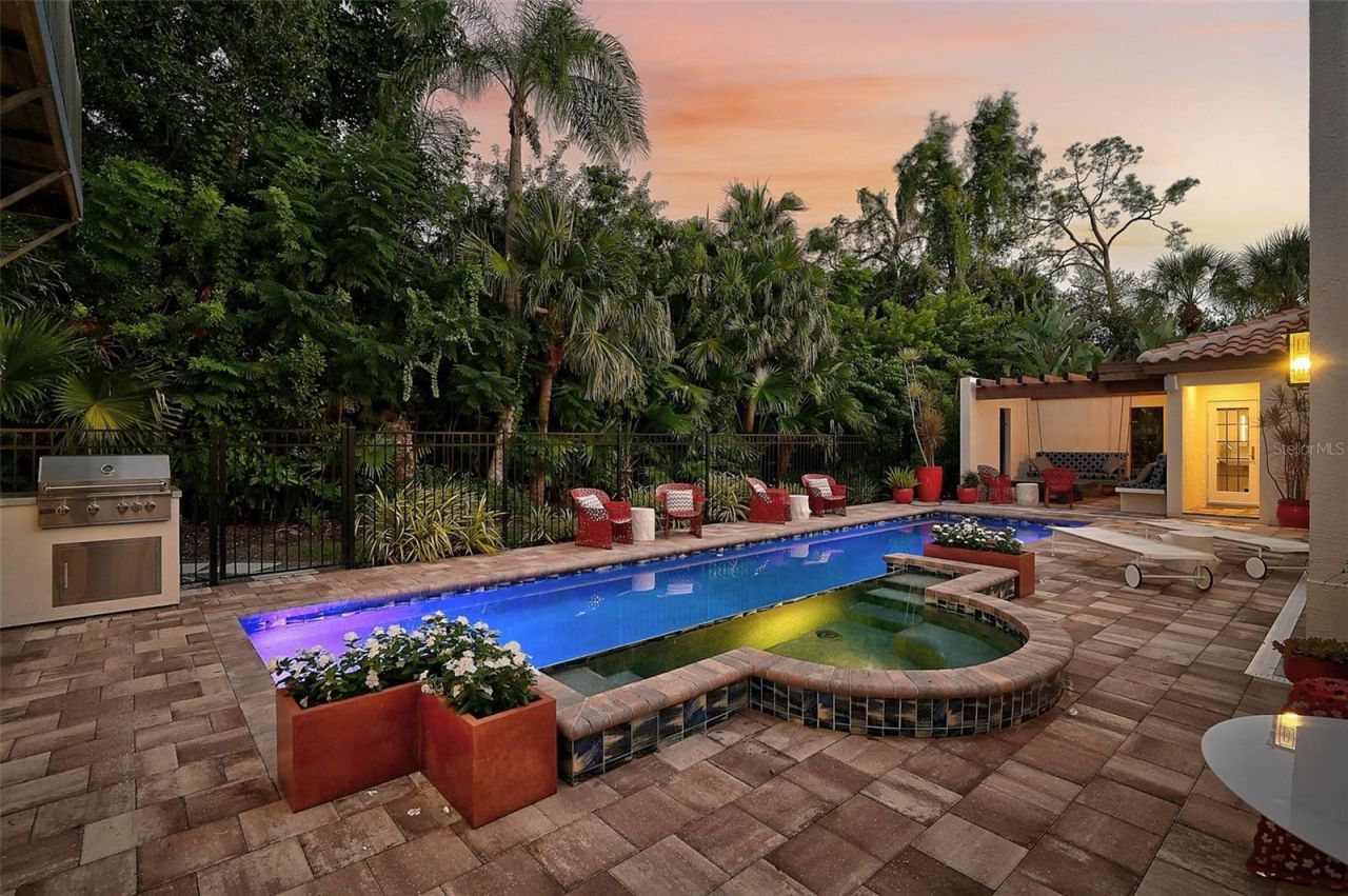4439 Westwood Lane, Sarasota, FL 34231 Photo