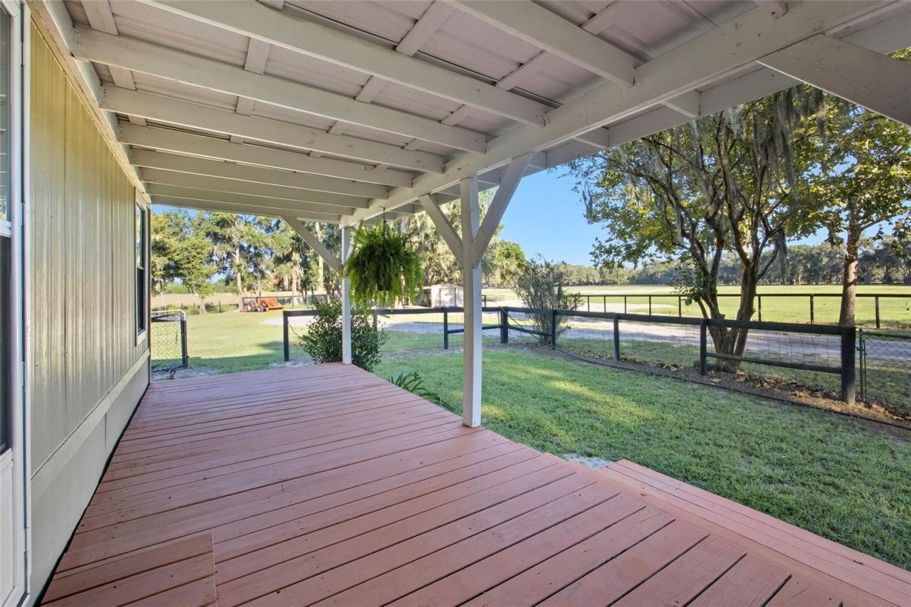 2551 NE 107th Place, Chiefland, FL 32626 Photo