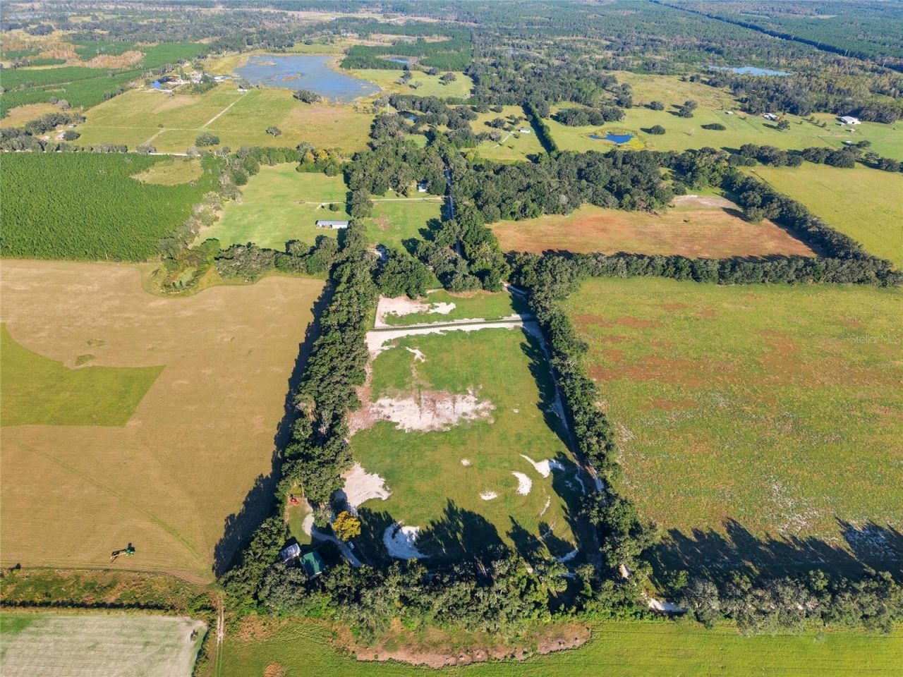 2551 NE 107th Place, Chiefland, FL 32626 Photo