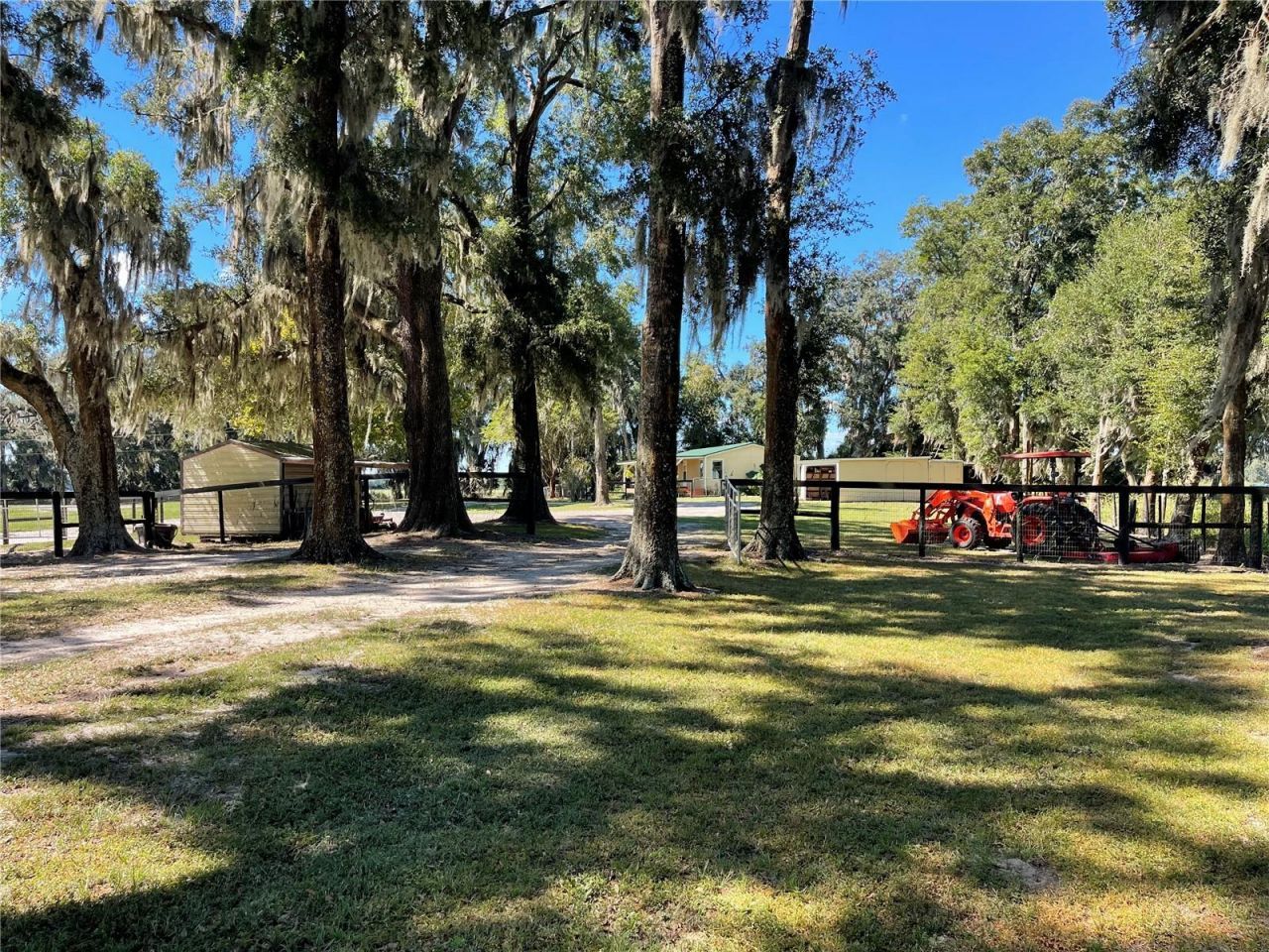 2551 NE 107th Place, Chiefland, FL 32626 Photo