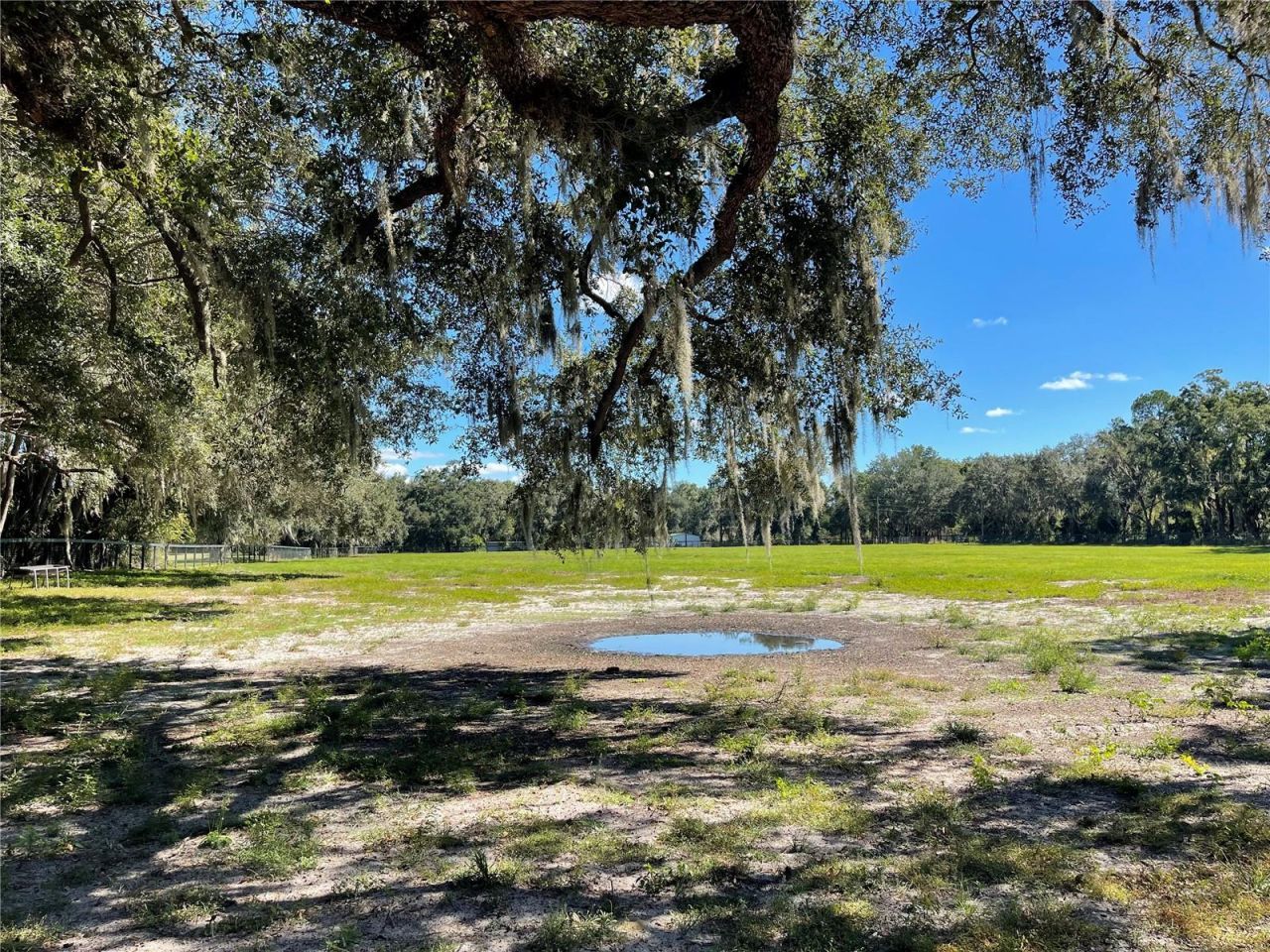 2551 NE 107th Place, Chiefland, FL 32626 Photo