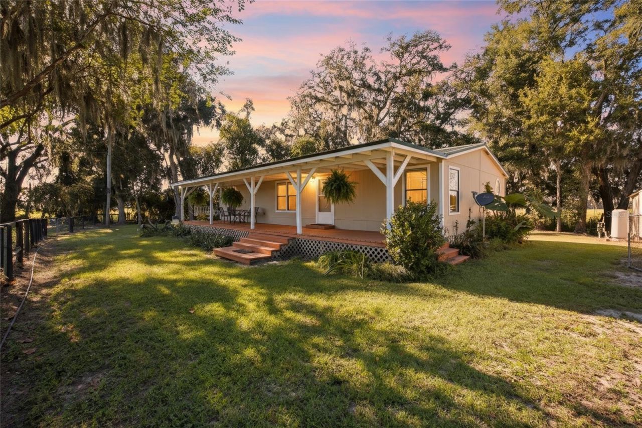 2551 NE 107th Place, Chiefland, FL 32626 Photo