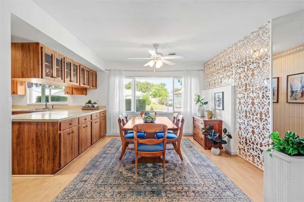 6286 23rd Terrace N, Saint Petersburg, FL 33710 Photo