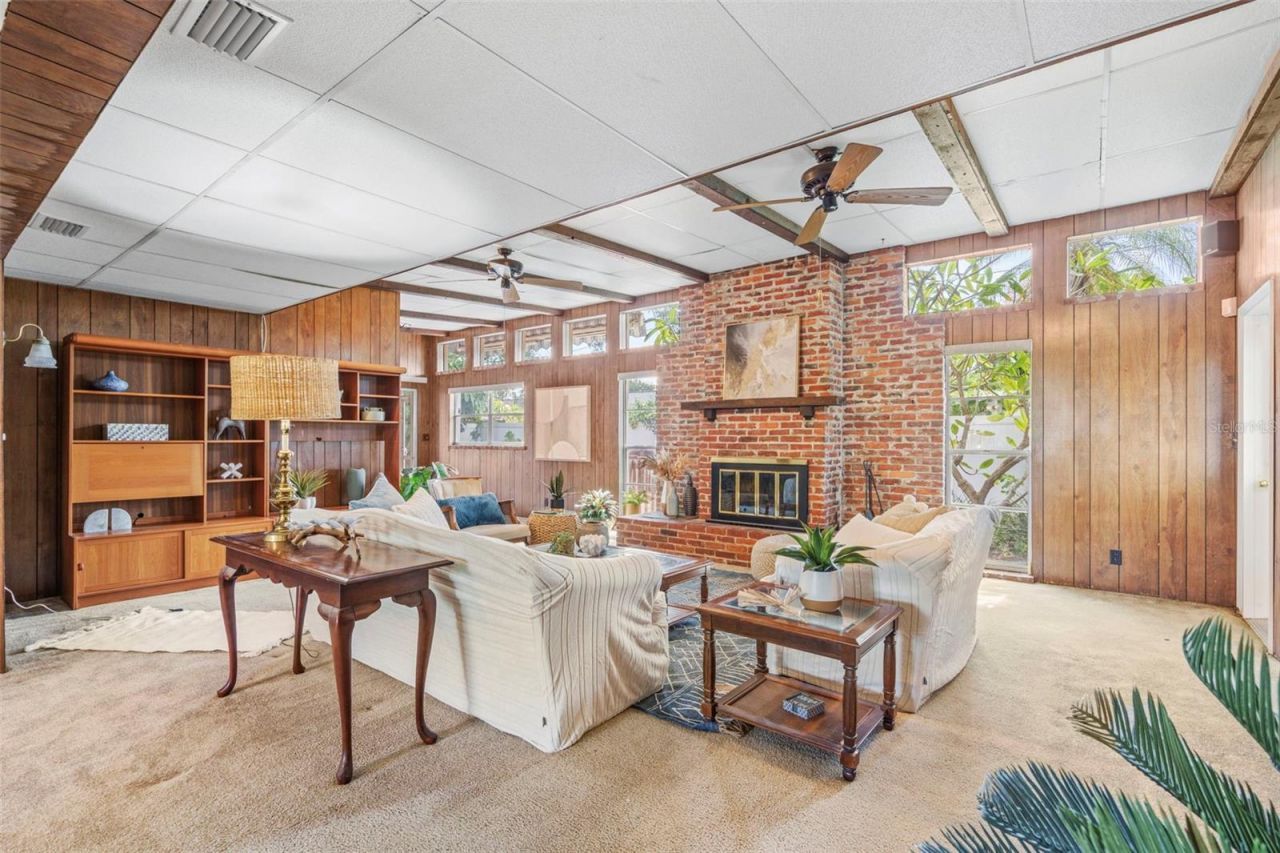 6286 23rd Terrace N, Saint Petersburg, FL 33710 Photo