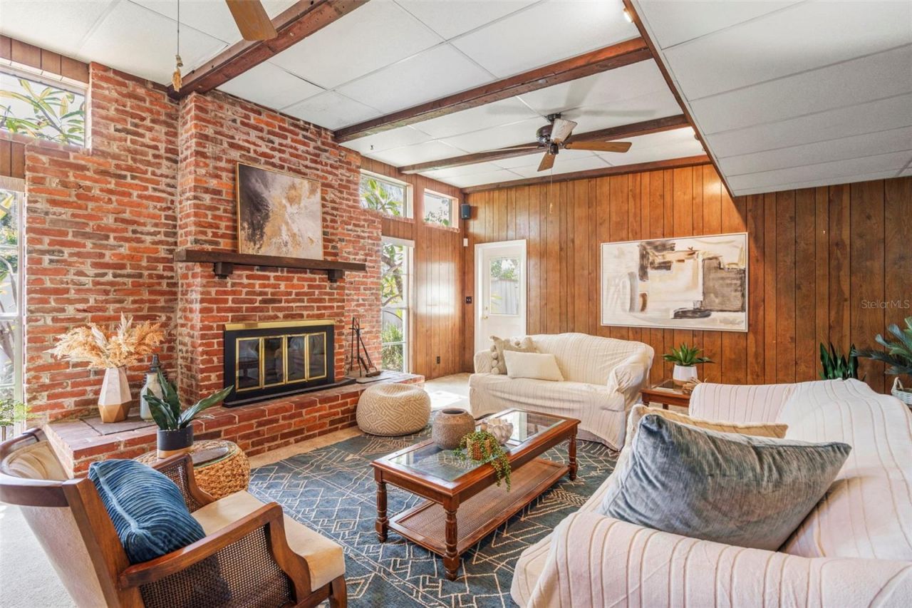 6286 23rd Terrace N, Saint Petersburg, FL 33710 Photo