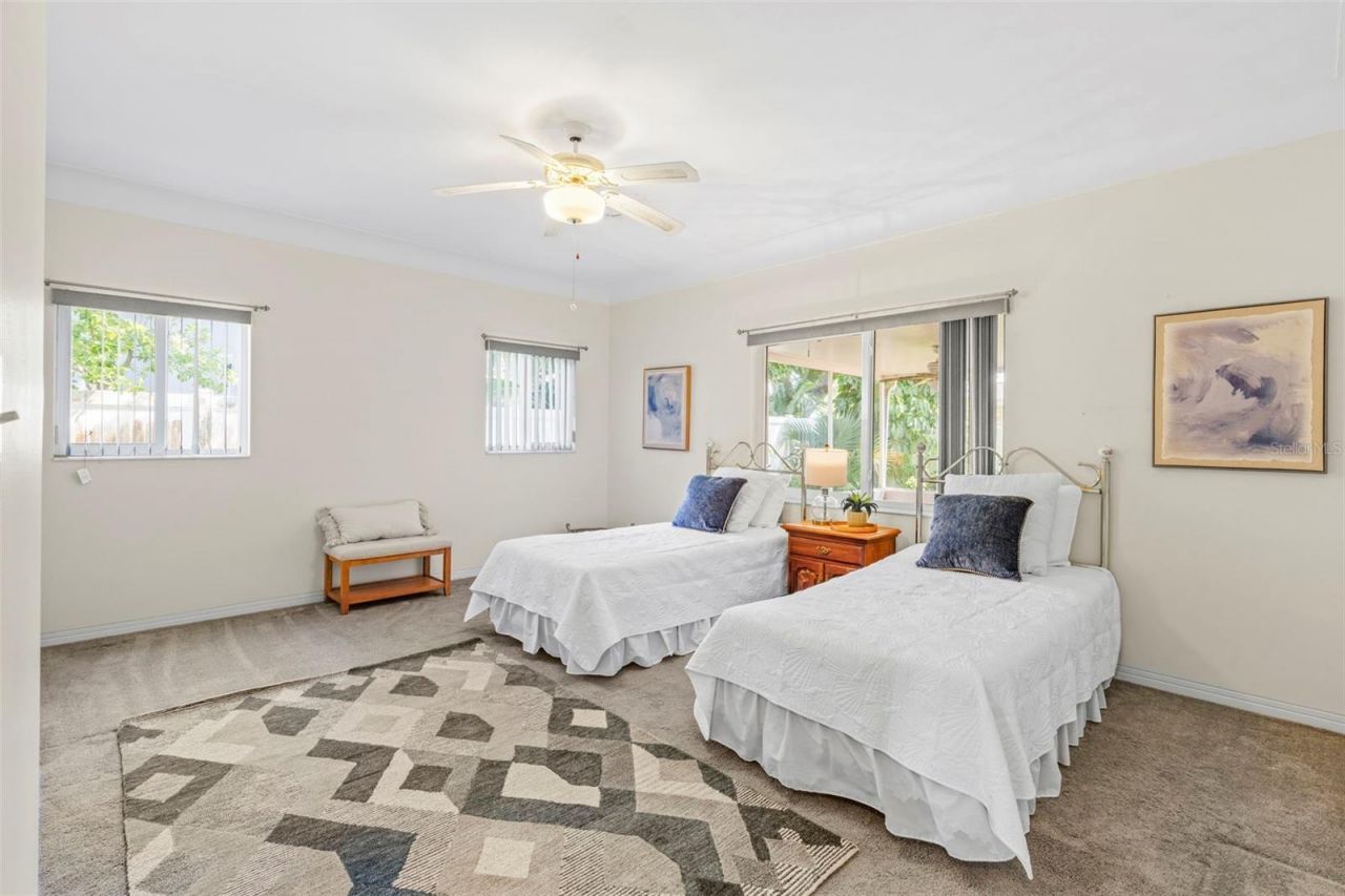 6286 23rd Terrace N, Saint Petersburg, FL 33710 Photo