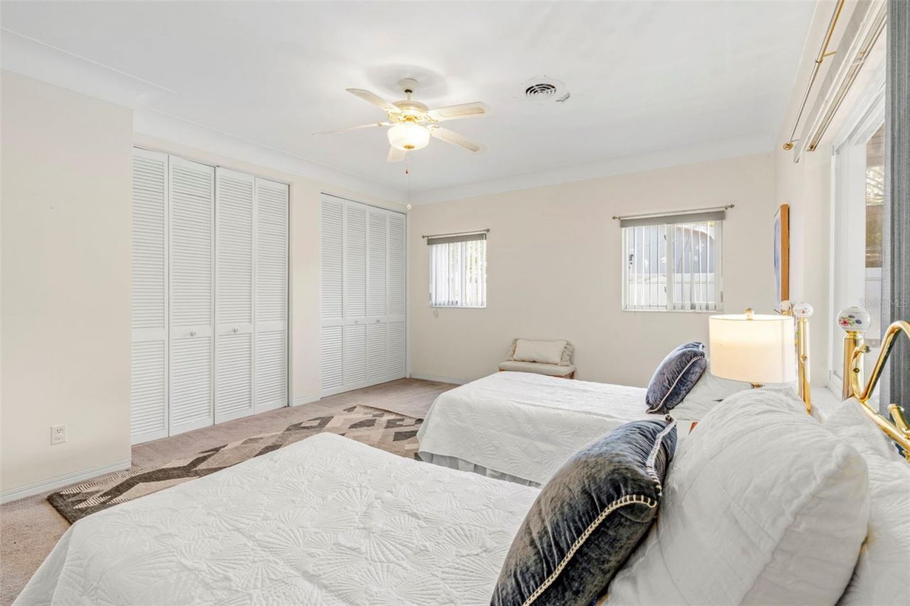 6286 23rd Terrace N, Saint Petersburg, FL 33710 Photo