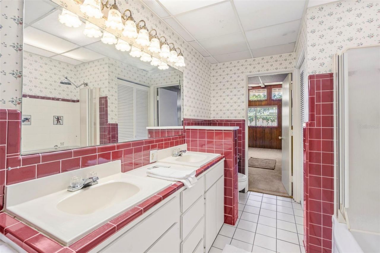 6286 23rd Terrace N, Saint Petersburg, FL 33710 Photo