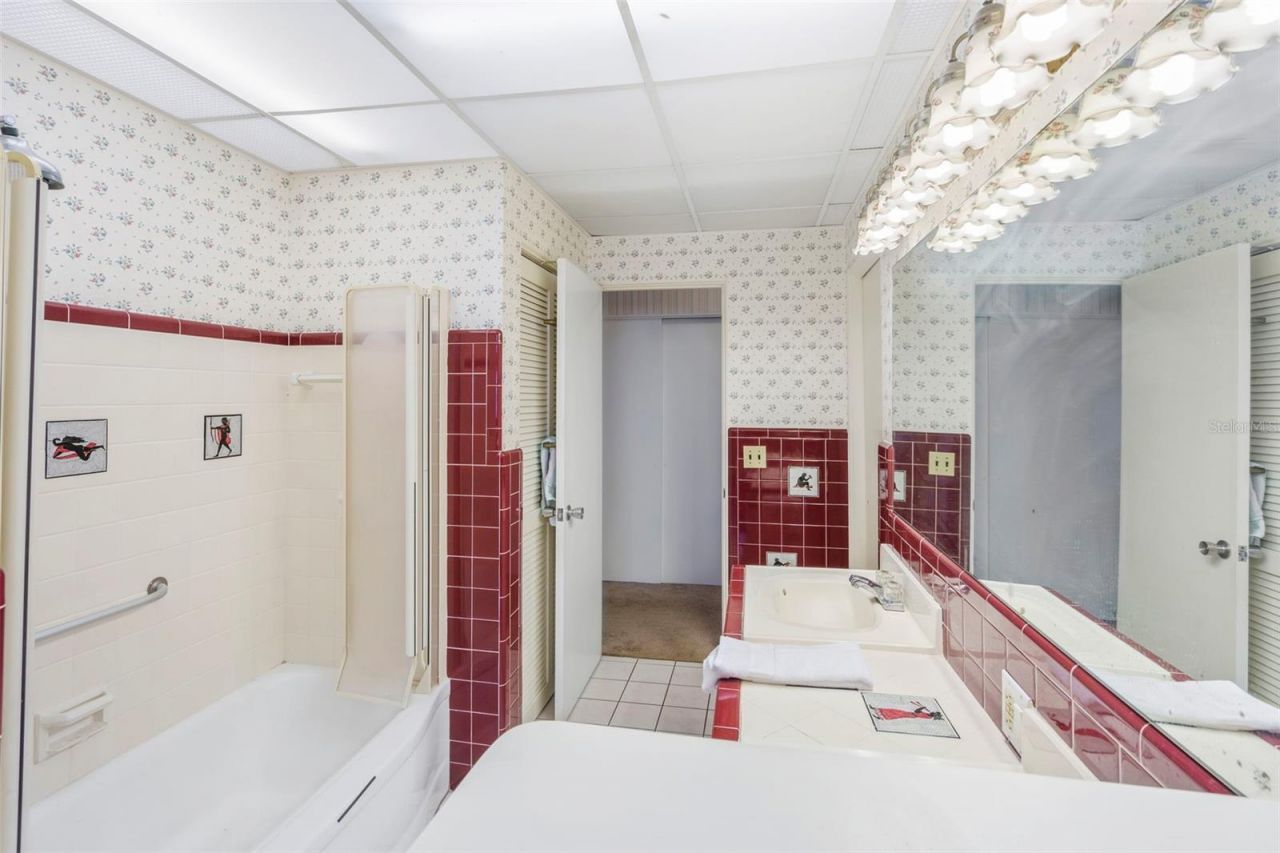 6286 23rd Terrace N, Saint Petersburg, FL 33710 Photo