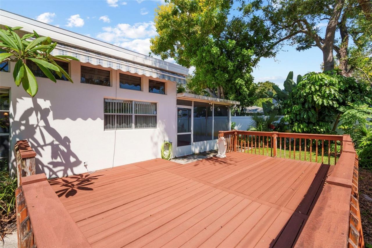 6286 23rd Terrace N, Saint Petersburg, FL 33710 Photo