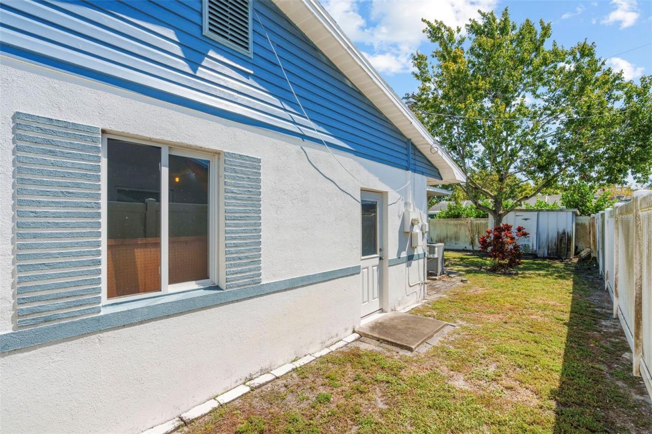 6286 23rd Terrace N, Saint Petersburg, FL 33710 Photo