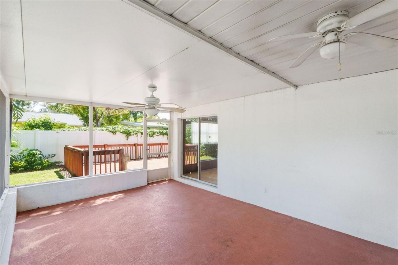 6286 23rd Terrace N, Saint Petersburg, FL 33710 Photo