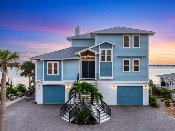 4 SOUTHWIND DRIVE, ENGLEWOOD, FL 34223