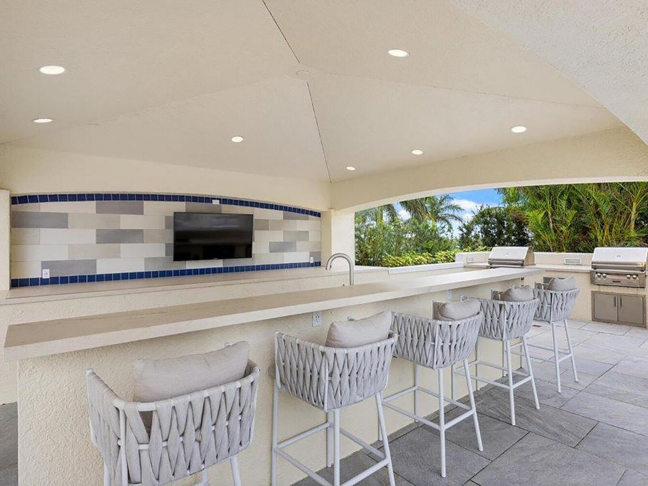 35 Watergate Drive, Unit 906, Sarasota, FL 34236 Photo