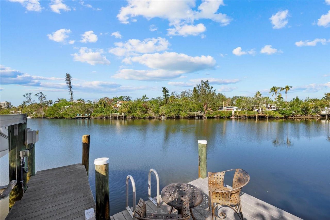 5246 Avenida Del Mare, Sarasota, FL 34242 Photo