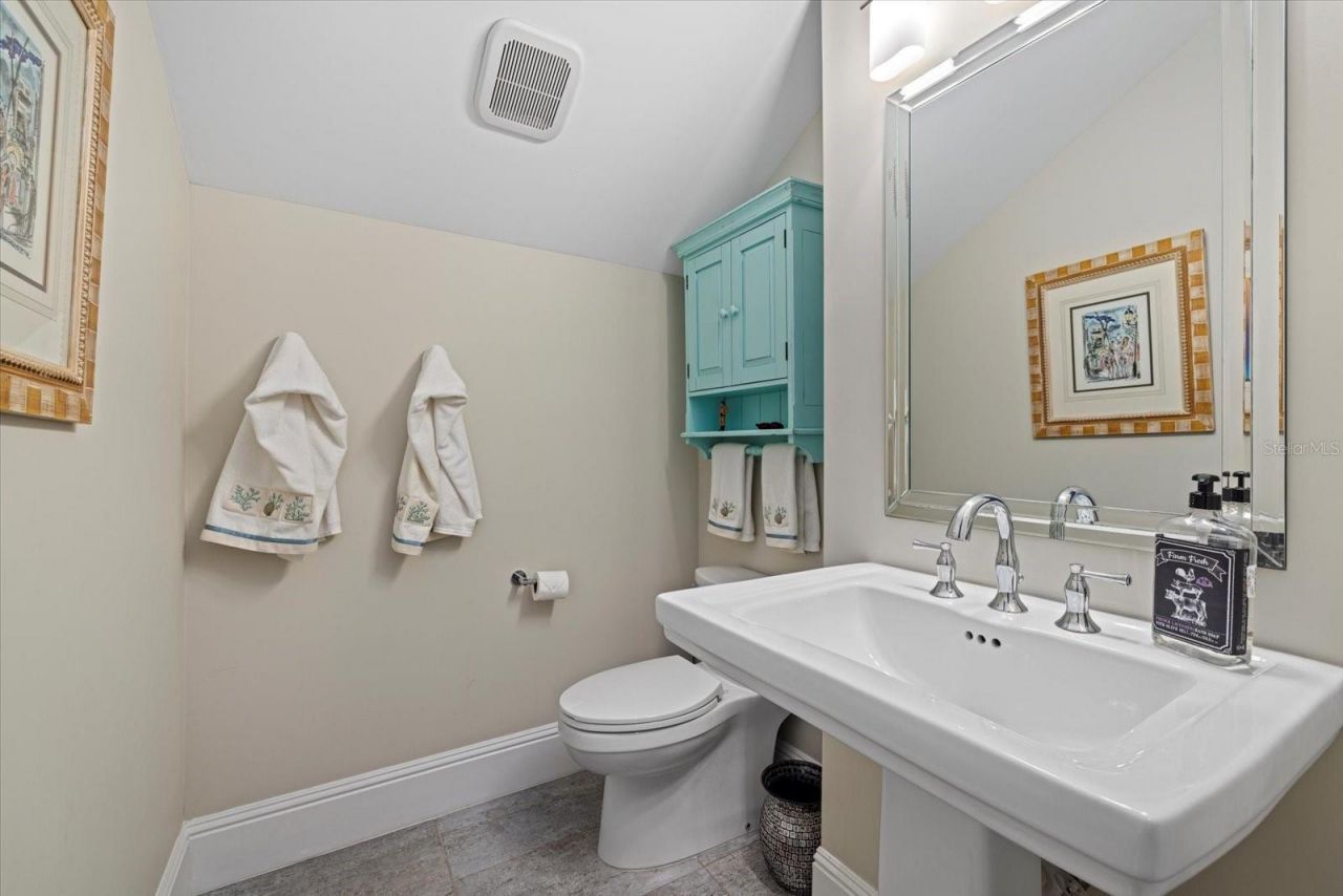 5246 Avenida Del Mare, Sarasota, FL 34242 Photo