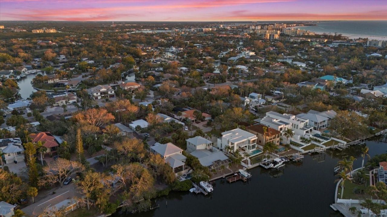 5246 Avenida Del Mare, Sarasota, FL 34242 Photo