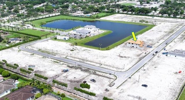 5005 Naugle Way, Unit Livingston, Davie, FL 33328 Photo