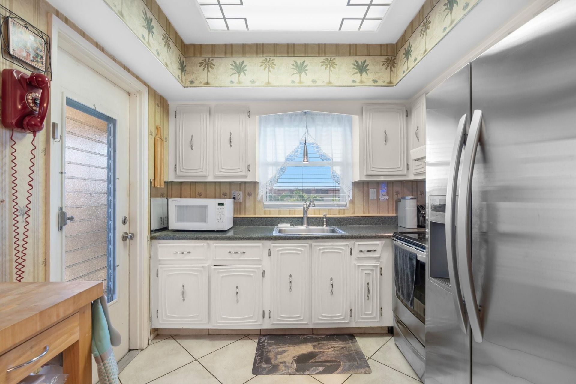 100 SE 6th Avenue, Unit 304, Pompano Beach, FL 33060 Photo