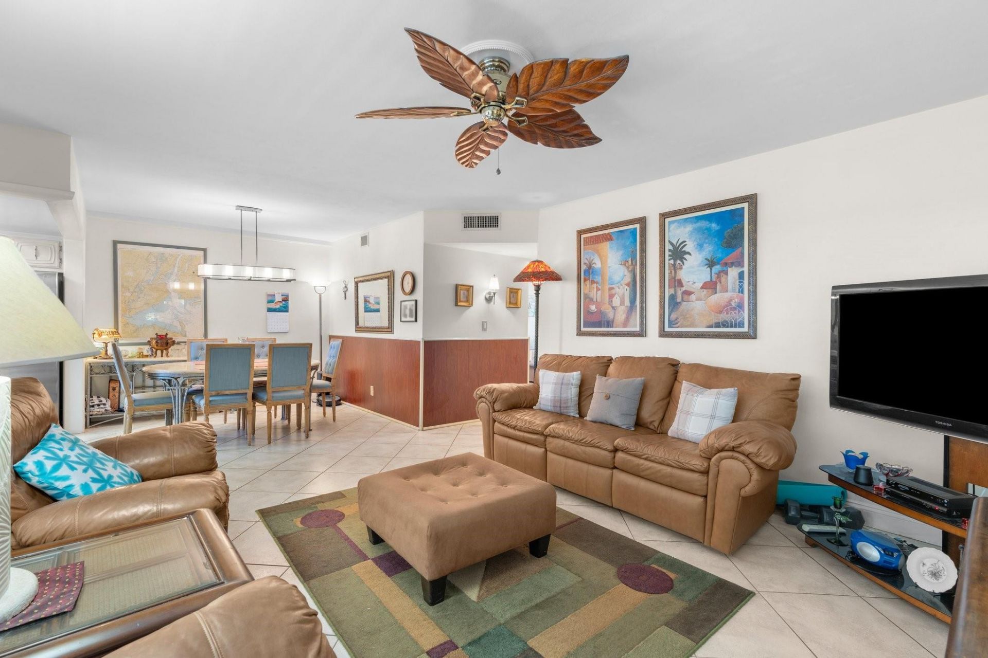 100 SE 6th Avenue, Unit 304, Pompano Beach, FL 33060 Photo