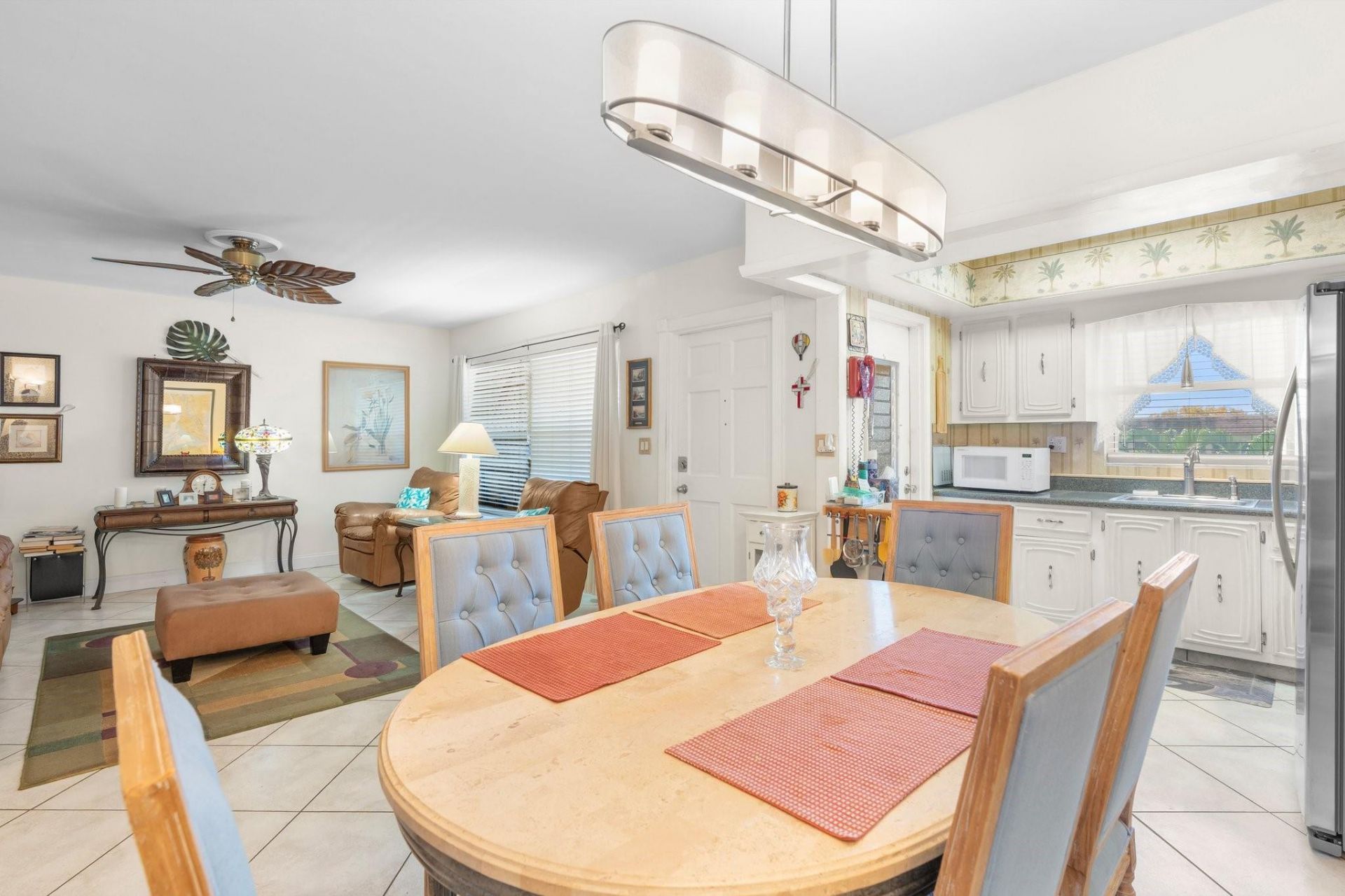 100 SE 6th Avenue, Unit 304, Pompano Beach, FL 33060 Photo