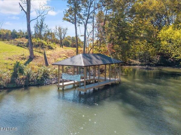 3835/3829 Lakeside Estates Way, Louisville, TN 37777