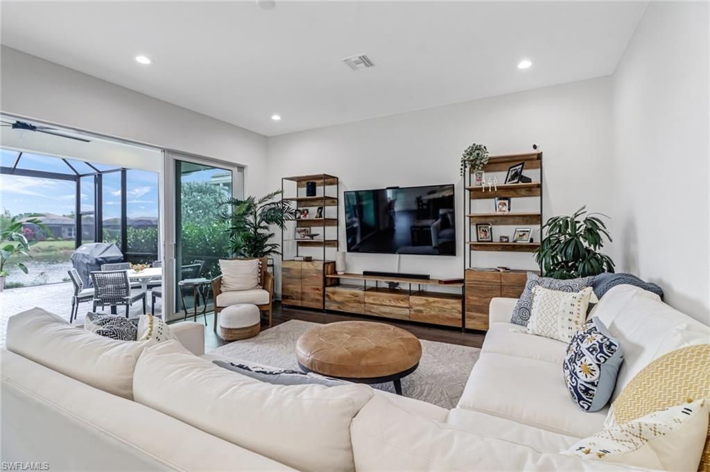 28485 Capraia Dr, Bonita Springs, FL 34135 Photo