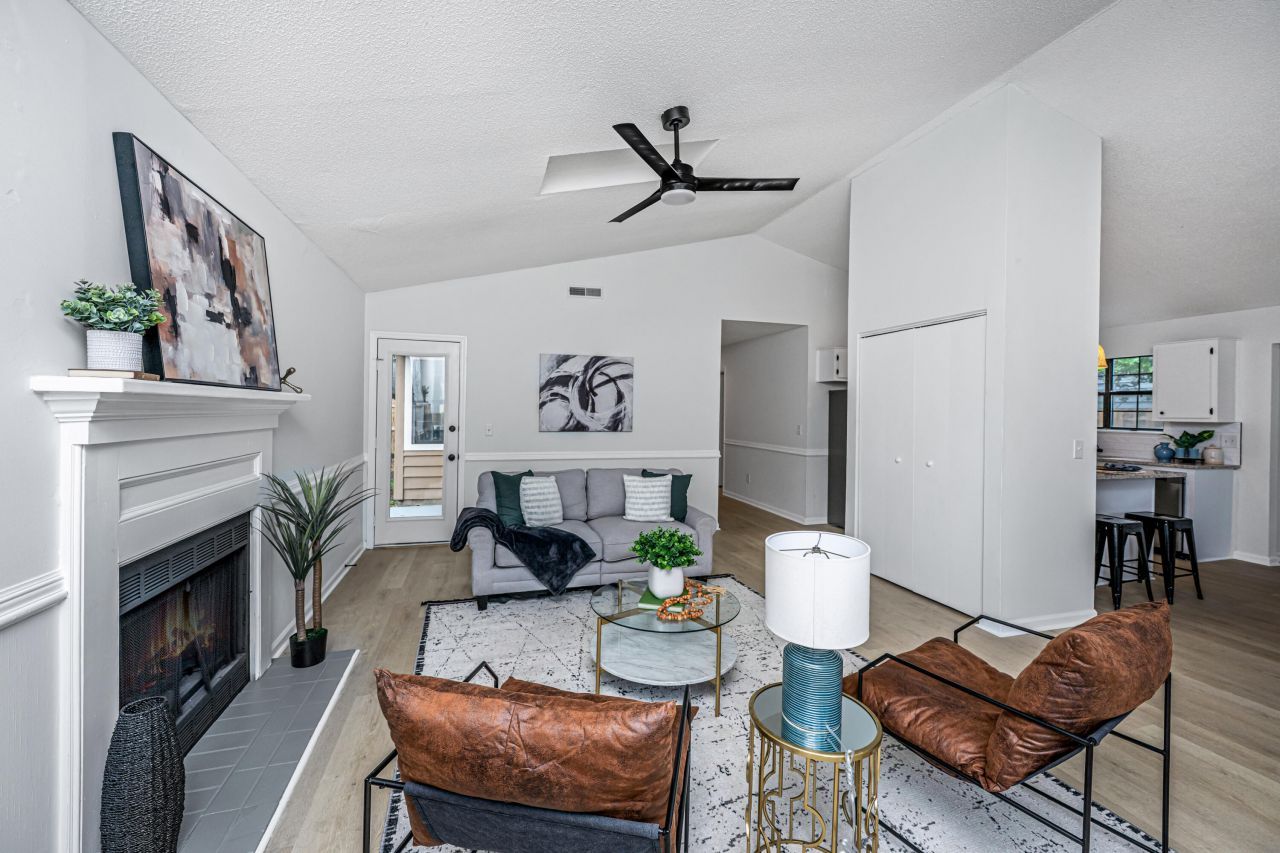 8201 Timberidge Court Photo 1