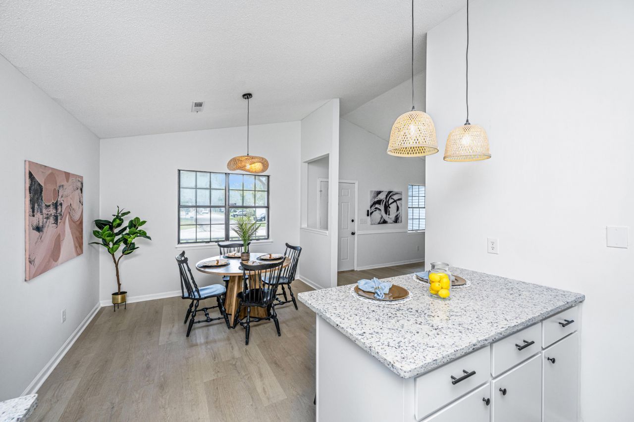 8201 Timberidge Court Photo 12