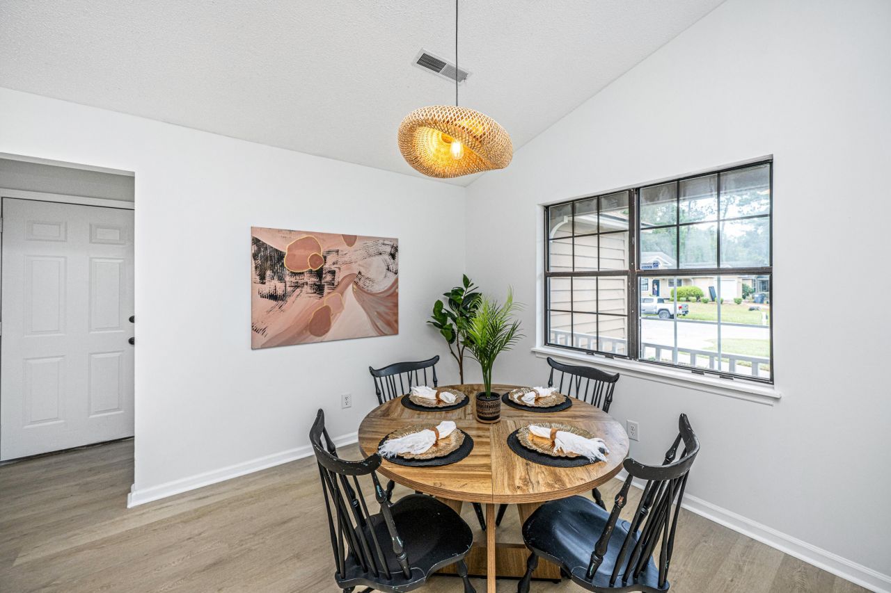 8201 Timberidge Court Photo 6