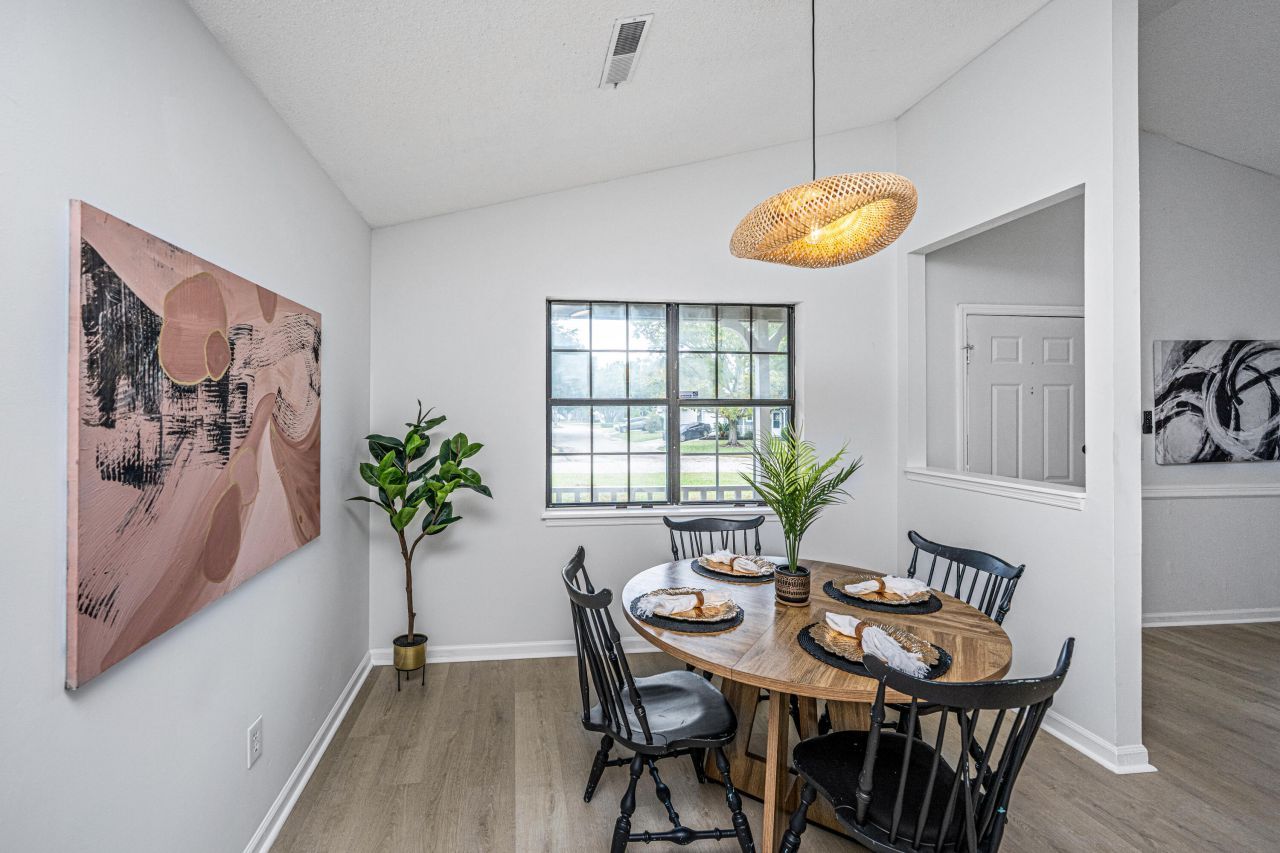 8201 Timberidge Court Photo 7