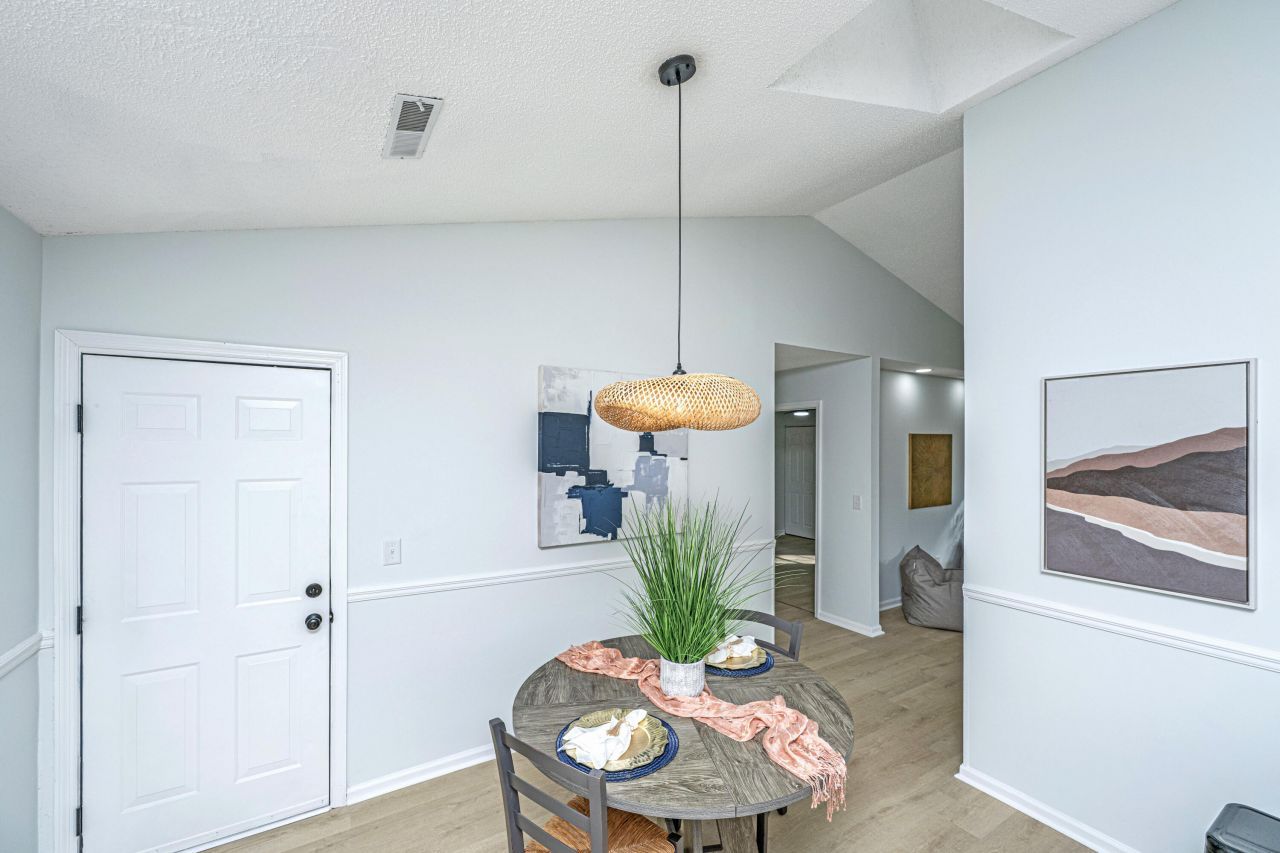 8248 Timberidge Court Photo 12