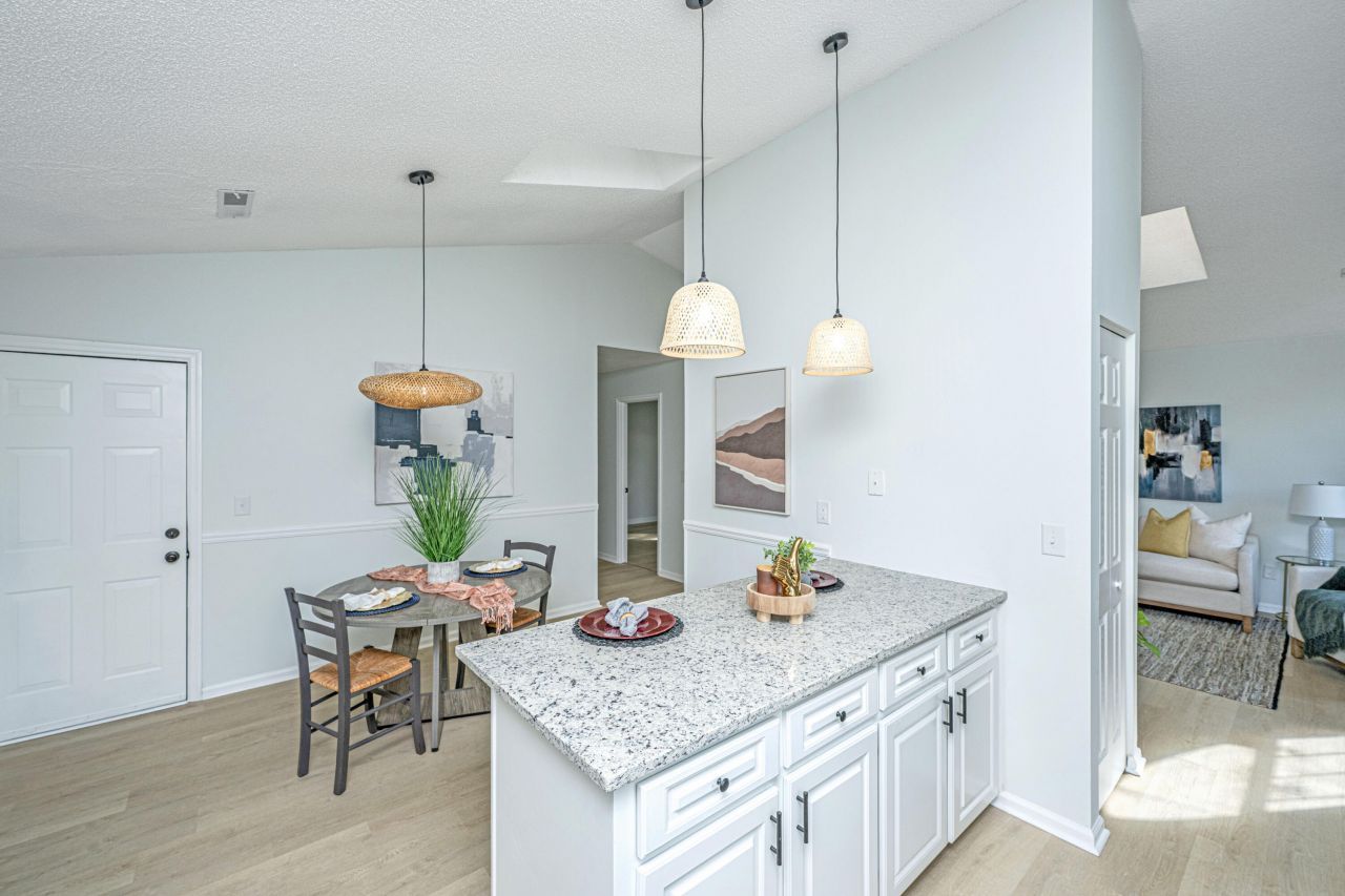 8248 Timberidge Court Photo 13