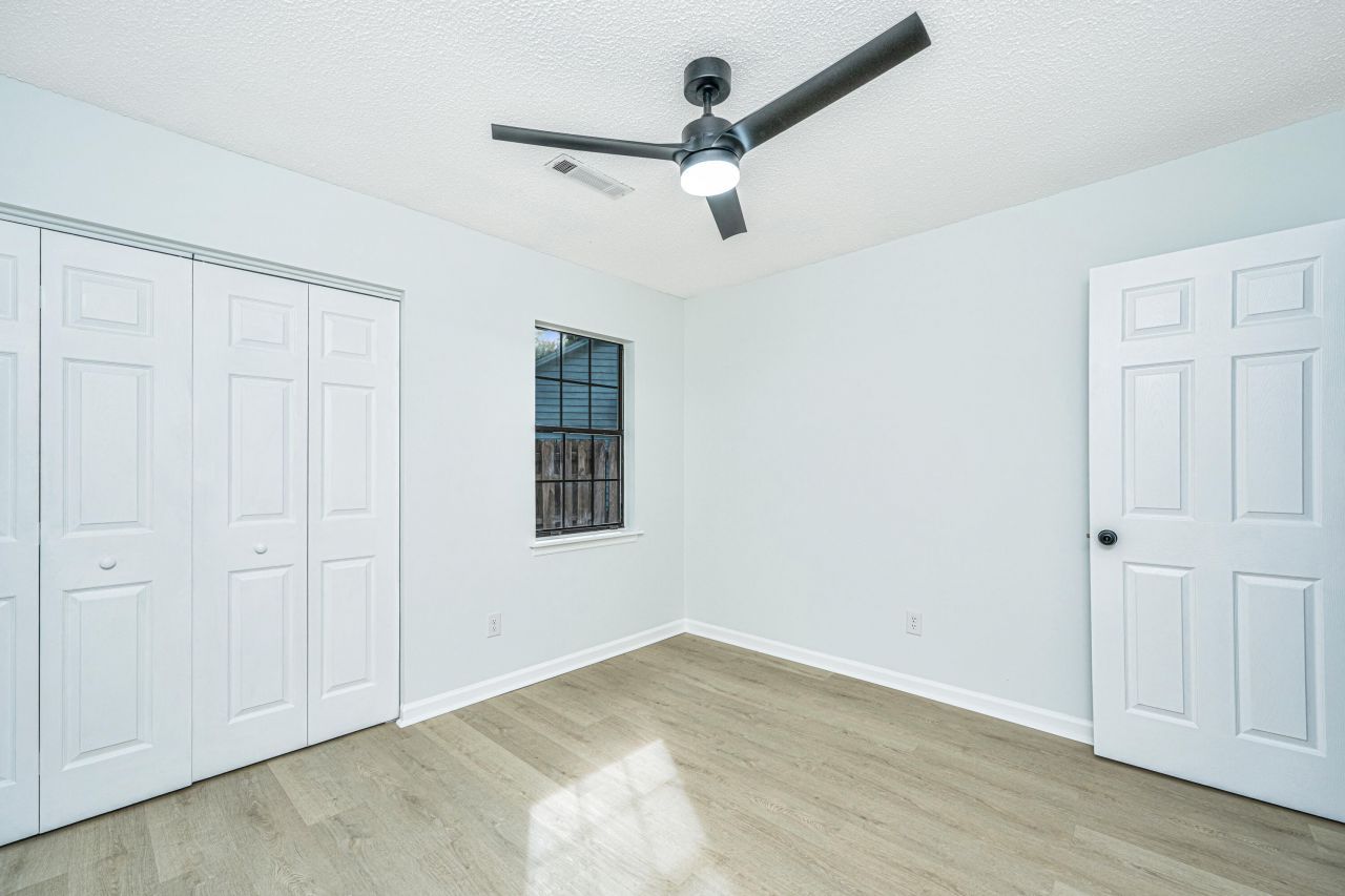 8248 Timberidge Court Photo 23