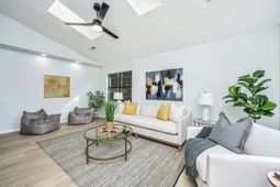 8248 Timberidge Court photo 4