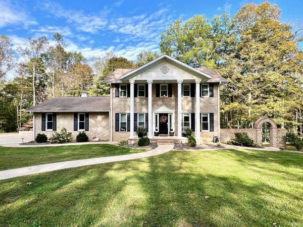 307 The Woods, Bedford, IN 47421