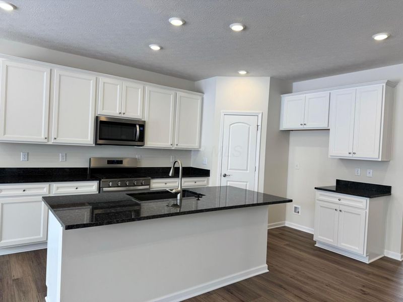 1291 Webb Drive, Unit Lot 90, Lockbourne, OH 43137 Photo 2