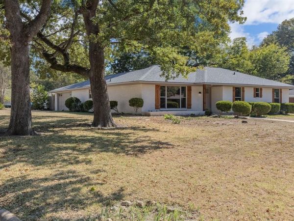 3002 Tanglewood Drive, Commerce, TX 75428