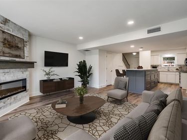 1257 Roaring Springs Road, Fort Worth, TX 76114