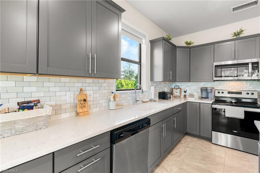 16221 Bacopa Dr, Alva, FL 33920 Photo