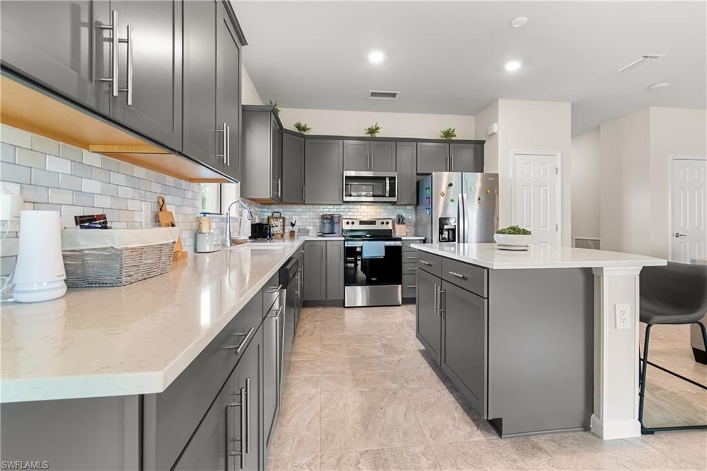 16221 Bacopa Dr, Alva, FL 33920 Photo