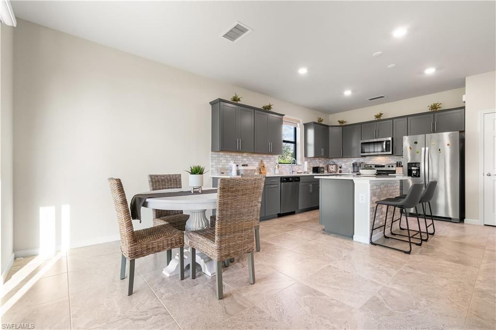 16221 Bacopa Dr, Alva, FL 33920 Photo