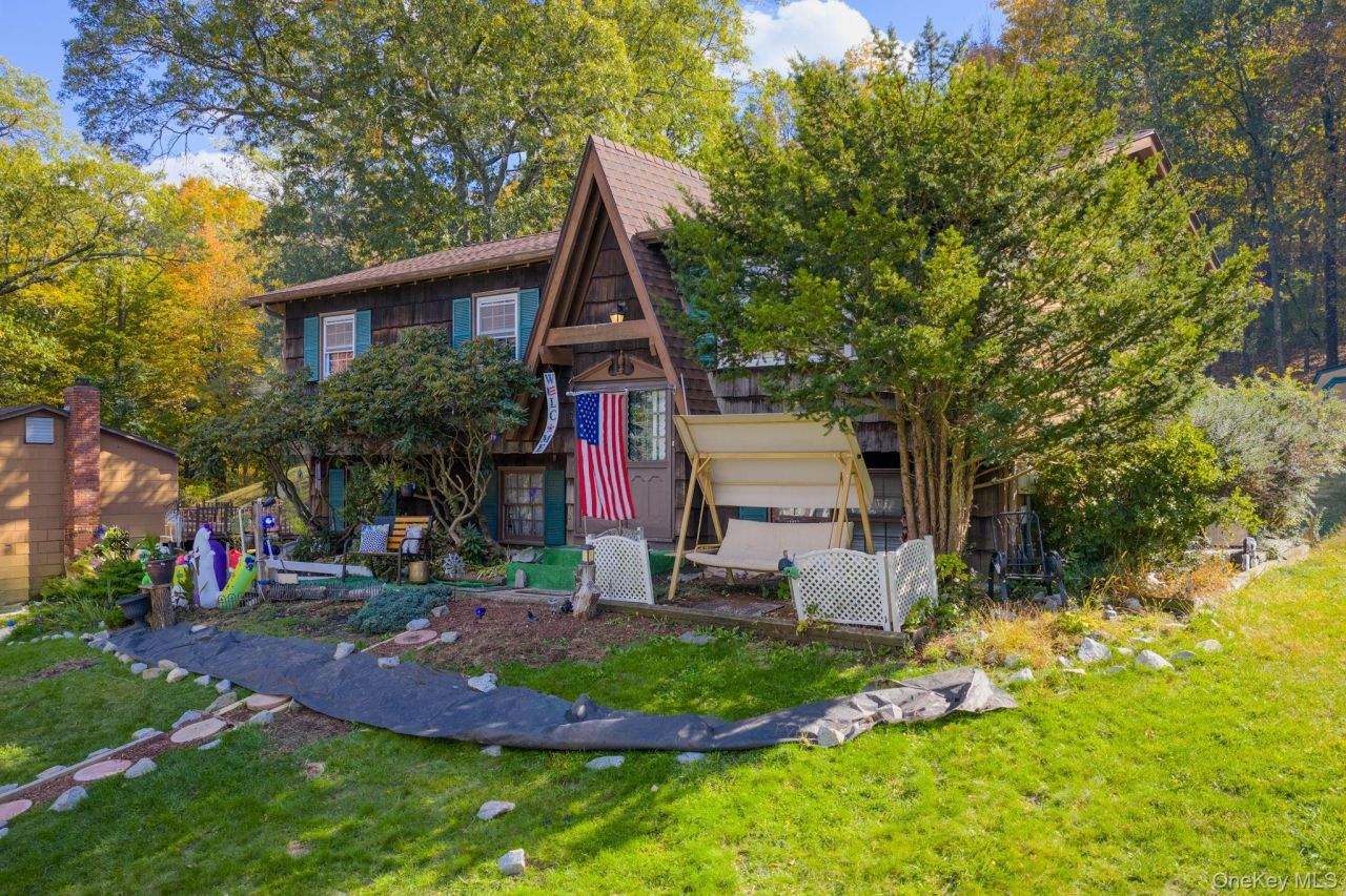 7 Dussenbury Drive, Florida, NY 10921 Main Photo