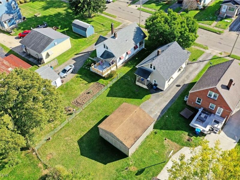 227 Maplewood Avenue, Struthers, OH 44471 Photo 11