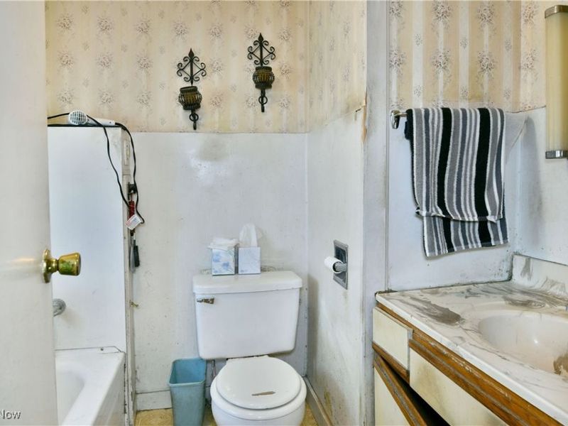 227 Maplewood Avenue, Struthers, OH 44471 Photo 31